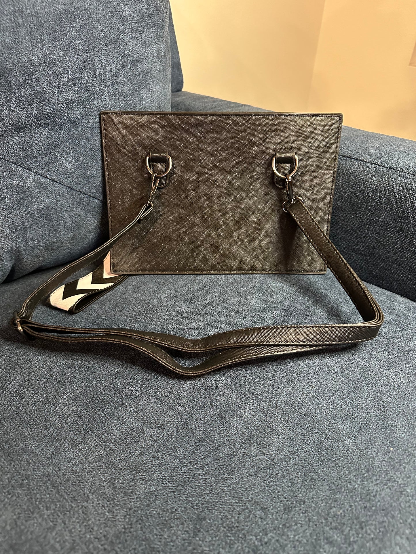 “Movie Star” Clutch