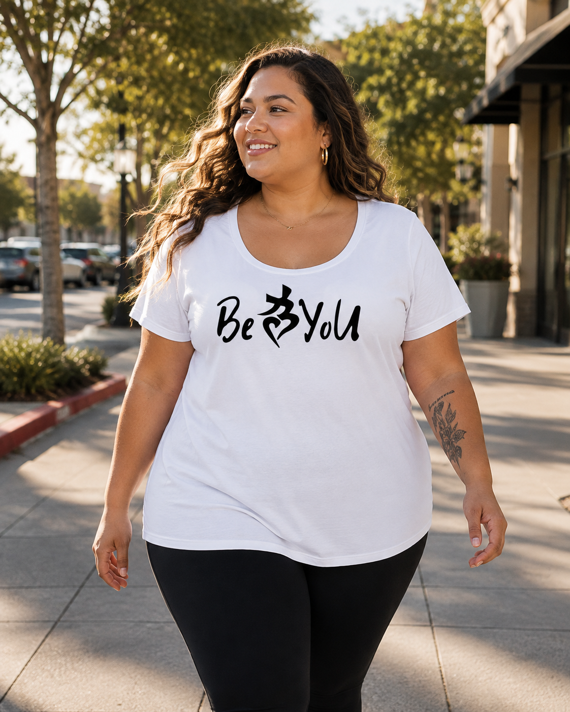 Women's BeYoU White Flex Scoop Neck Tee